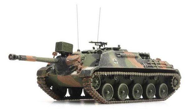 AR6160003: Kant en Klaar: KaJaPa 90mm Combat Ready Gelboliv  BW - 1:160