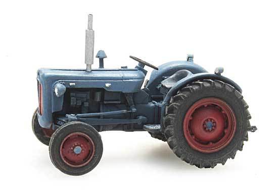 AR10337: Bouwpakket: Tractor Ford Dexta - 1:87